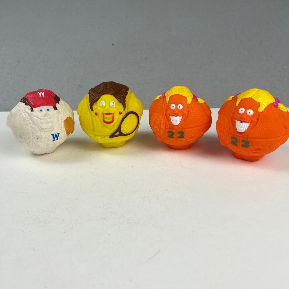 Wendys Ball Players Toy Lot 4 1995 Vintage Fast Food Kids Meal Figures Sport